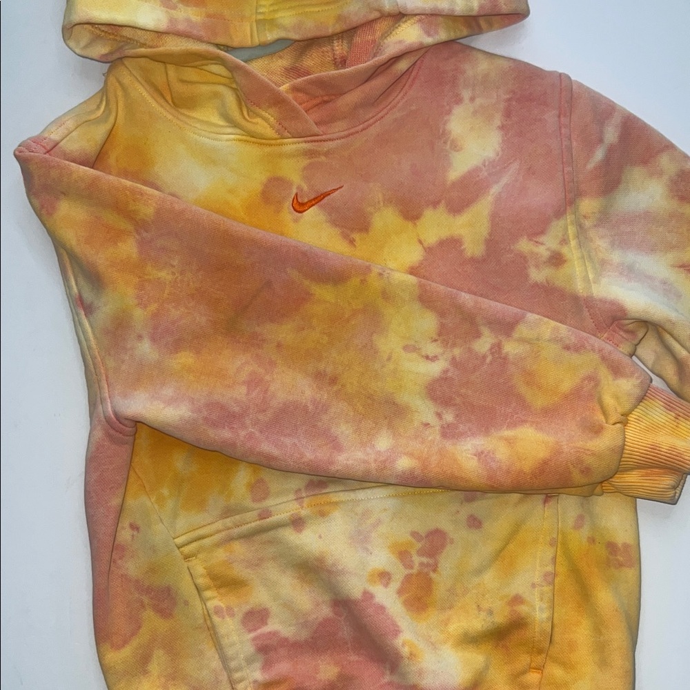 Nike Vibrant Orange and Yellow Hoodie - Picture 4 of 8
